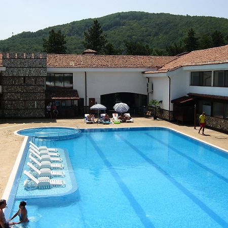Motel Koziyat Rog Malko Tŭrnovo Εξωτερικό φωτογραφία